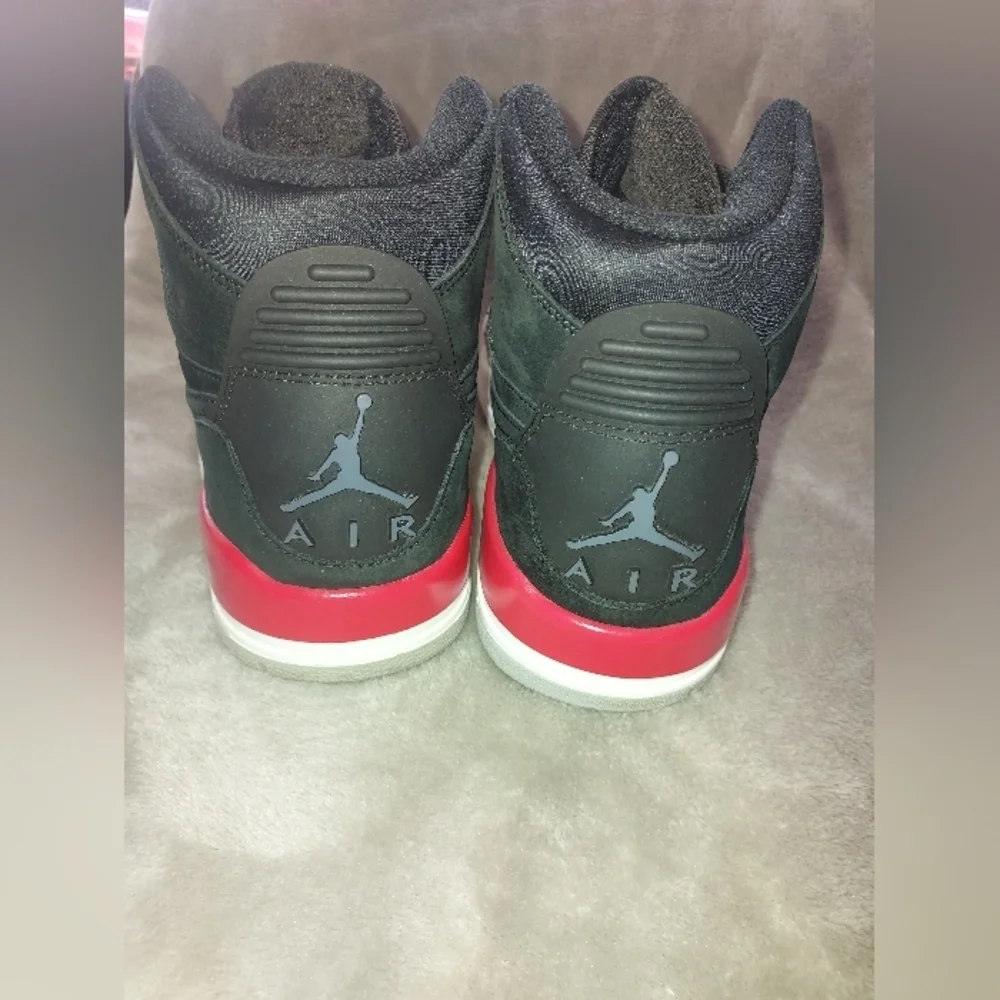 Jordan Legacy 312 Black Suede Sneakers 2019 - Picture 8 of 14